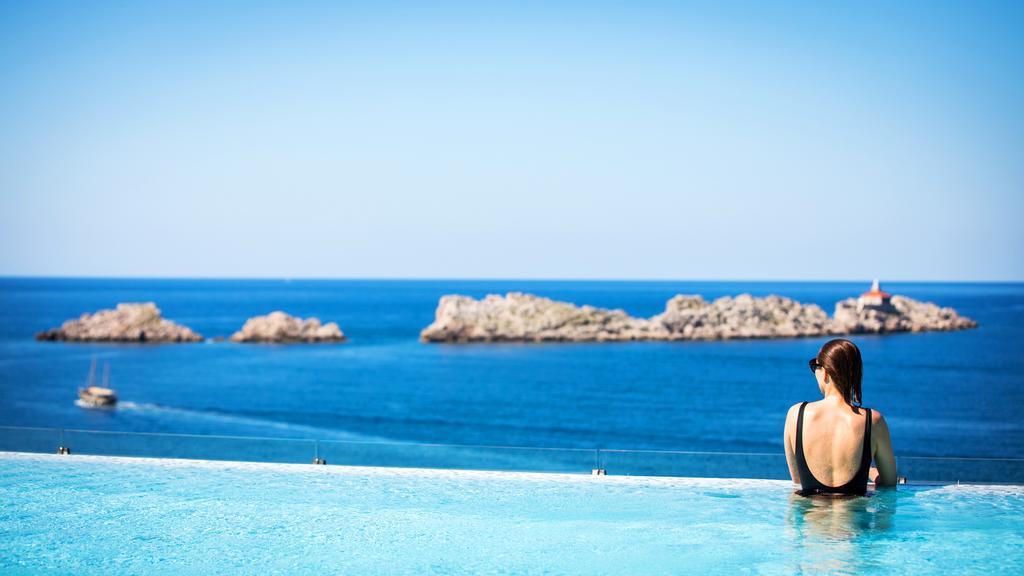 Royal Blue Hotel ดูบรอฟนิก ภายนอก รูปภาพ Infinity pool at the Hotel Porto Katakolo